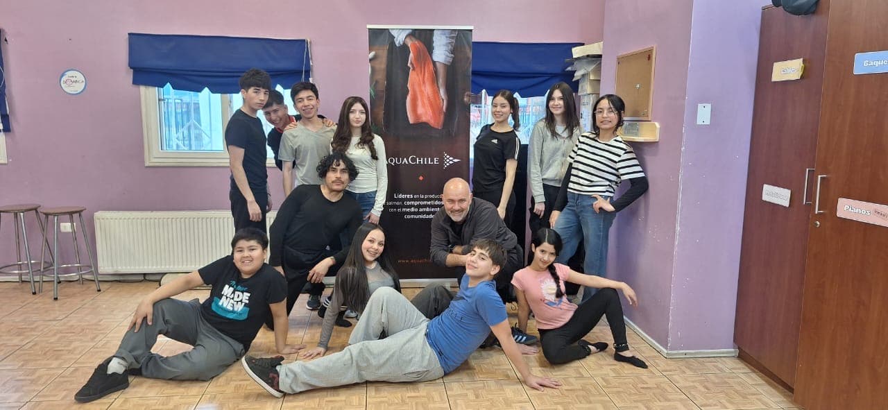 Espectáculo artístico profesional con talentos Natales